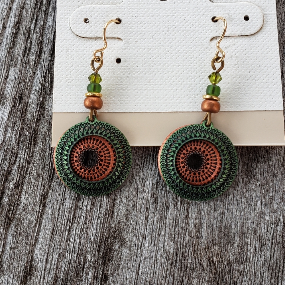 Earrings - Picture 2 of 3